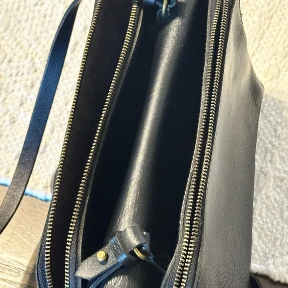 Madewell Black Leather Crossbody Bag - Picture 7 of 12